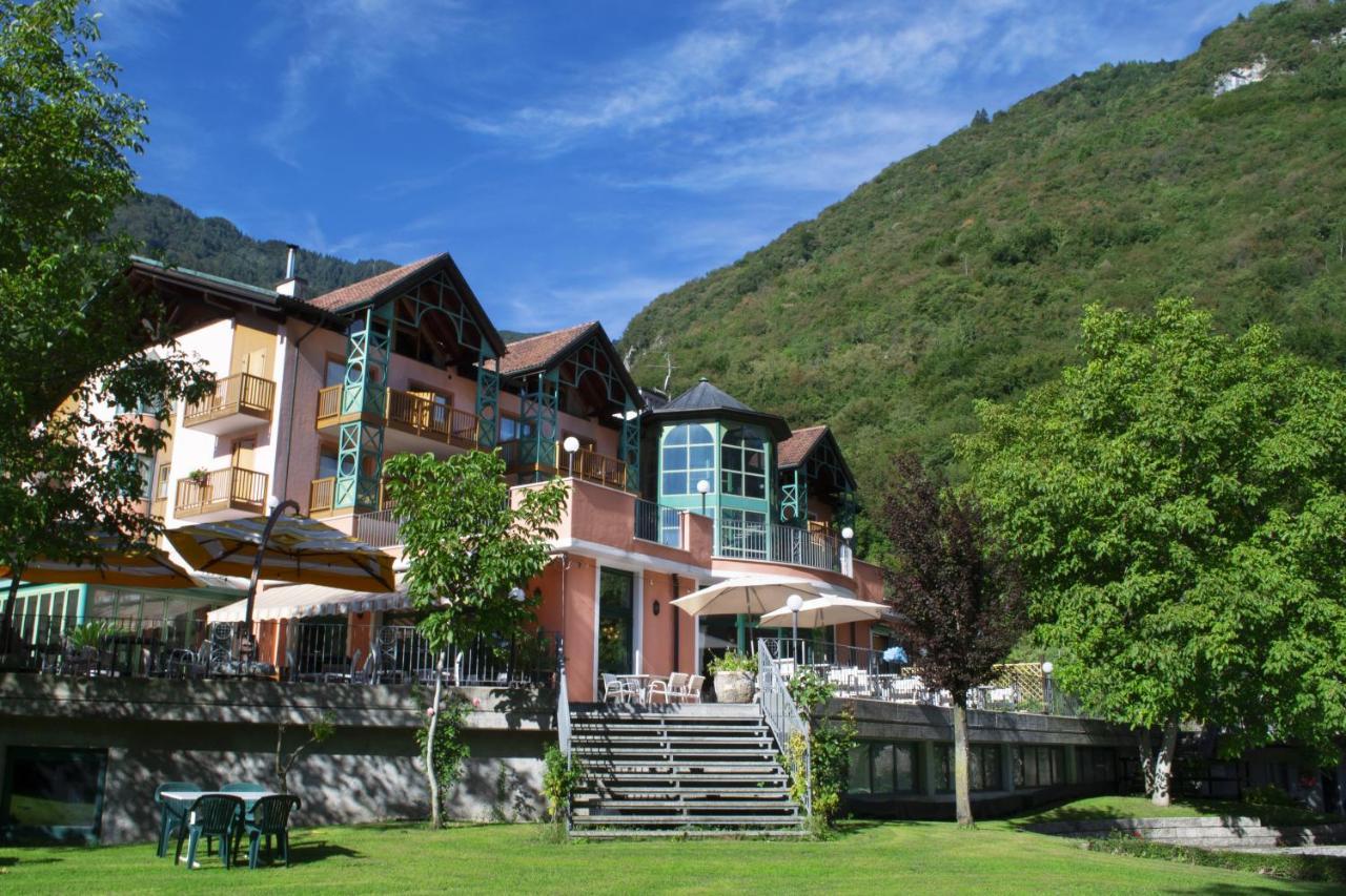 Club Hotel Tenno Exterior foto